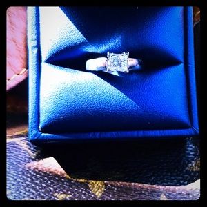 Diamond rings !! Taking best offer